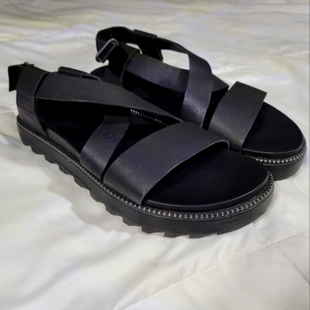 Sorel Leather Criss Cross Sandal